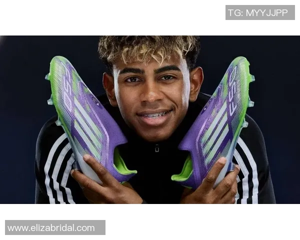 球星赠送足球鞋行为是否属于犯规?解析球场规则与球迷互动的边界